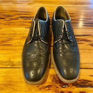 Johnston and Murphy size 10 wingtips